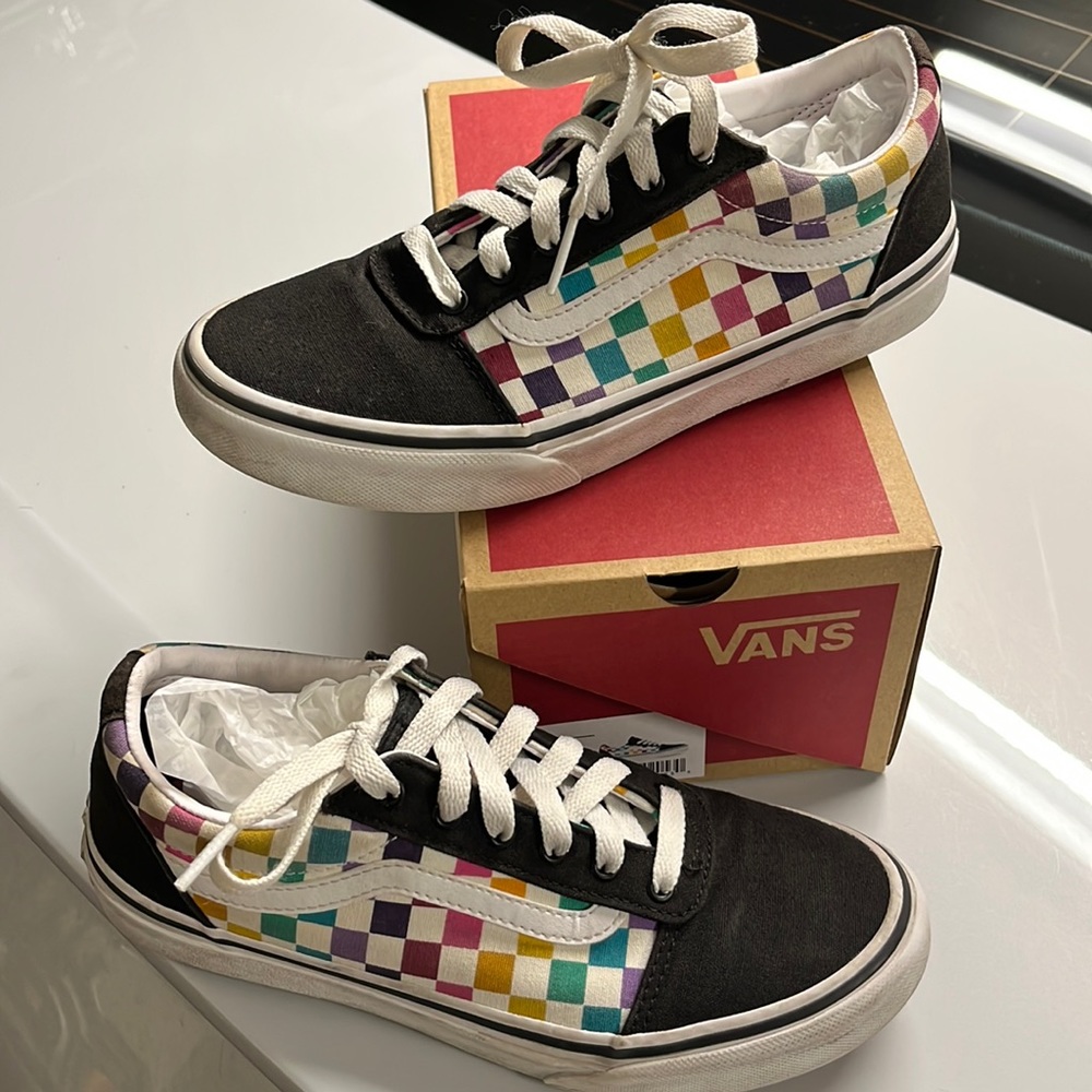 Kids Vans Size 4 (22cm)